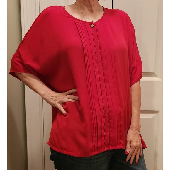 Dana Buchman Tops - Red Pleat Detail Short Sleeve Boxy USA Team Spirit - Dana Buchman Sz XL (1X)